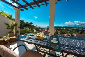 Cavtat Holiday House for 13-15 Guests