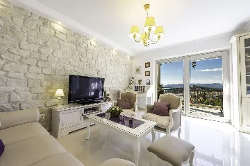 Cavtat Holiday House for 13-15 Guests