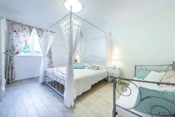 Cavtat Holiday House for 13-15 Guests