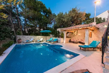 Cavtat Holiday House for 13-15 Guests