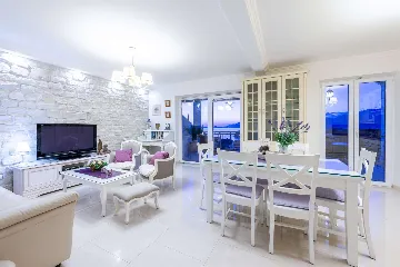 Cavtat Holiday House for 13-15 Guests