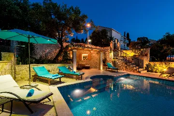 Cavtat Holiday House for 13-15 Guests