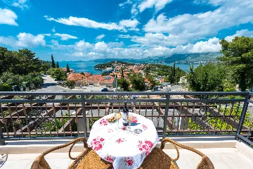 Cavtat Holiday House for 13-15 Guests