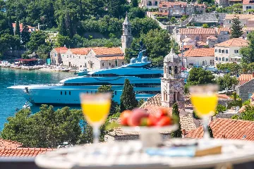 Cavtat Holiday House for 13-15 Guests