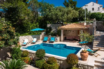 Cavtat Holiday House for 13-15 Guests