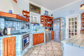 Mlini 4-Bedroom Villa for Up to 10 Guests