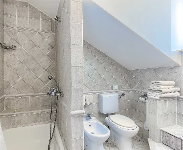 Mlini 4-Bedroom Villa for Up to 10 Guests