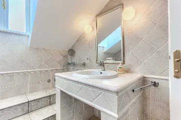 Mlini 4-Bedroom Villa for Up to 10 Guests