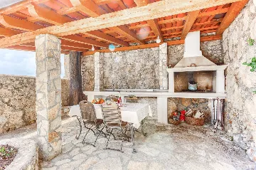 Mlini 4-Bedroom Villa for Up to 10 Guests