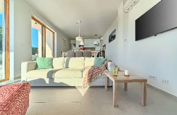 Turanj 4-Bedroom Villa with Private Heated Pool