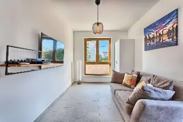 Turanj 4-Bedroom Villa with Private Heated Pool