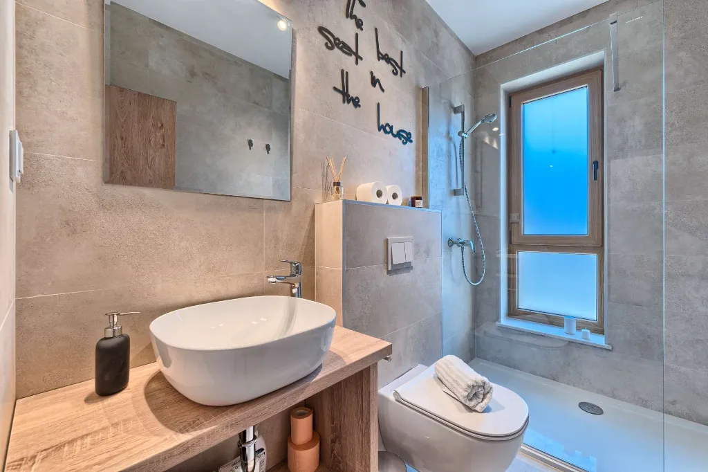 Turanj 4-Bedroom Villa with Private Heated Pool