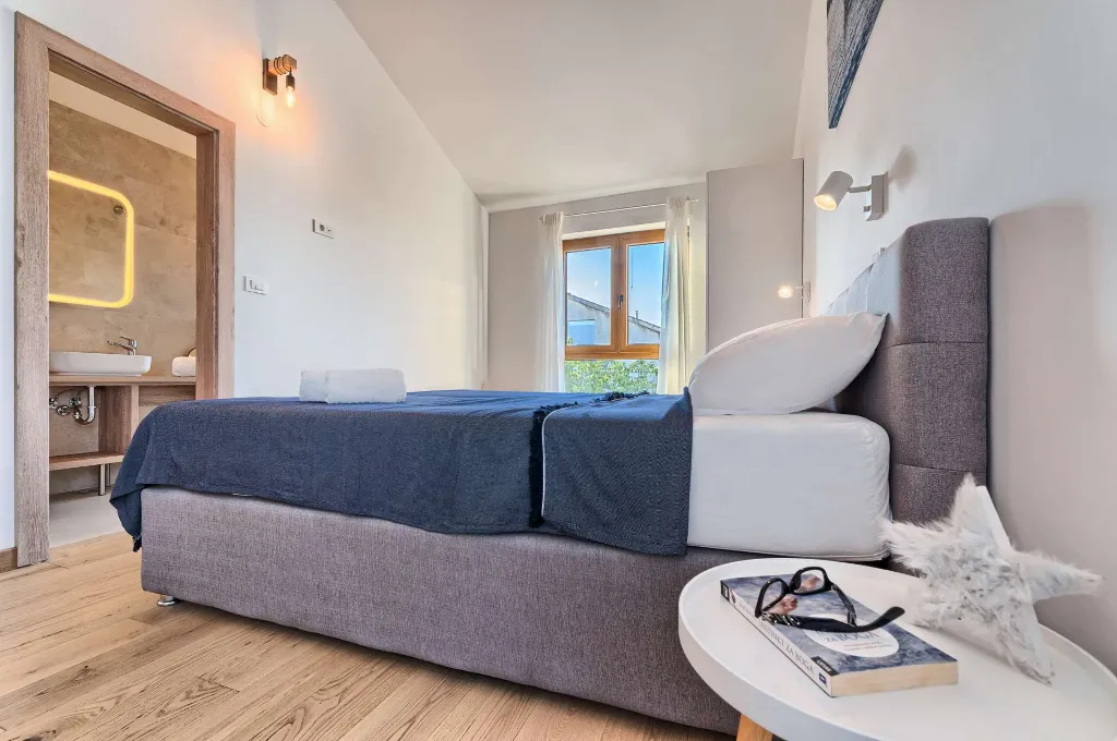 Turanj 4-Bedroom Villa with Private Heated Pool