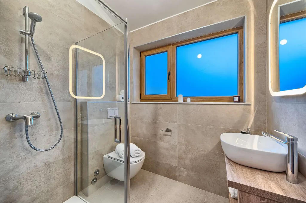 Turanj 4-Bedroom Villa with Private Heated Pool
