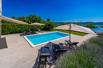 Turanj 4-Bedroom Villa with Private Heated Pool