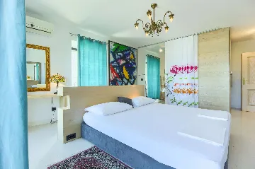 Tkon Villa for 18 Guests with Pool