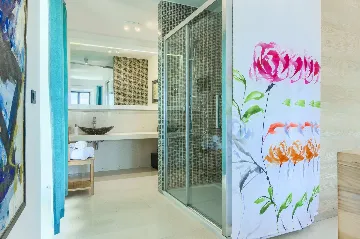 Tkon Villa for 18 Guests with Pool