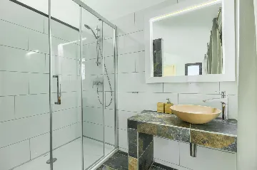 Tkon Villa for 18 Guests with Pool