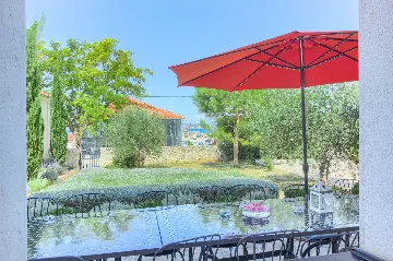 Tkon Villa for 18 Guests with Pool