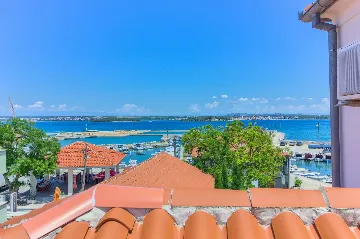 Tkon Villa for 18 Guests with Pool