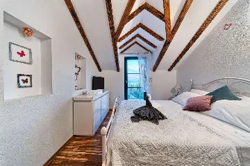 Pool & Sea-View Villa in Gromin Dolac