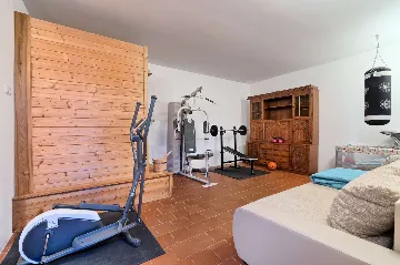 Pool & Sea-View Villa in Gromin Dolac