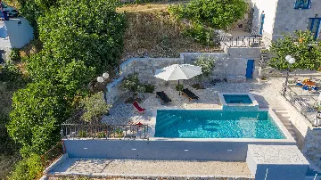 Sea-View Villa with Private Pool in Čelina