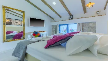 Sea-View Villa with Private Pool in Čelina