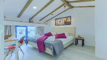 Sea-View Villa with Private Pool in Čelina