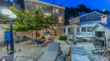 Sea-View Villa with Private Pool in Čelina