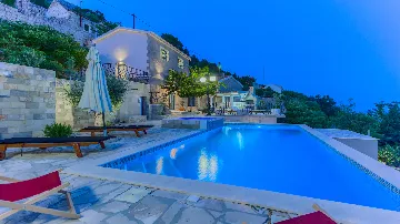 Sea-View Villa with Private Pool in Čelina