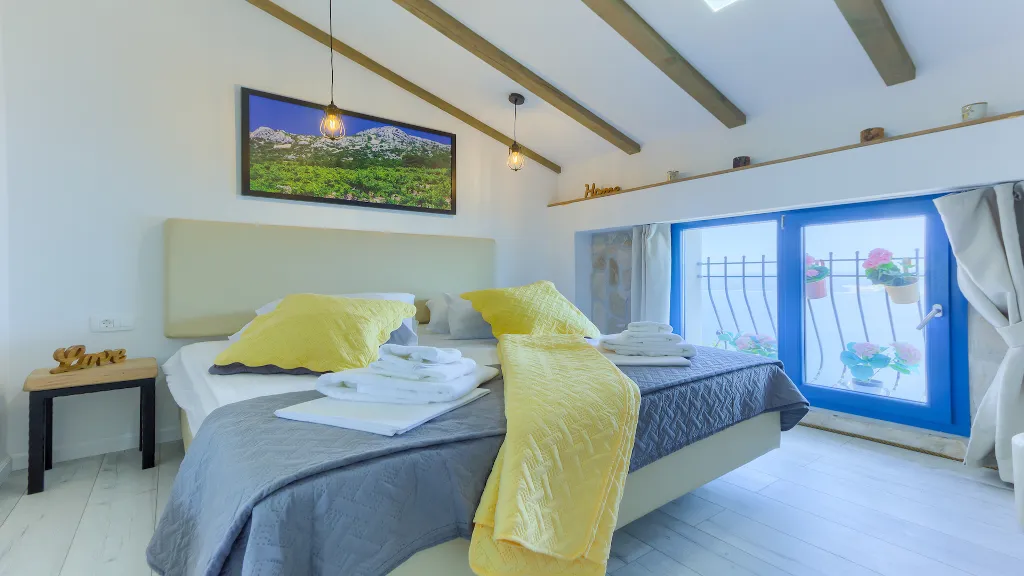 Sea-View Villa with Private Pool in Čelina