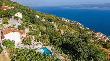 Sea-View Villa with Private Pool in Čelina