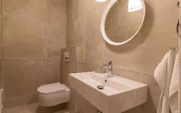 Butkovici Holiday House with 72 m² Pool for 10