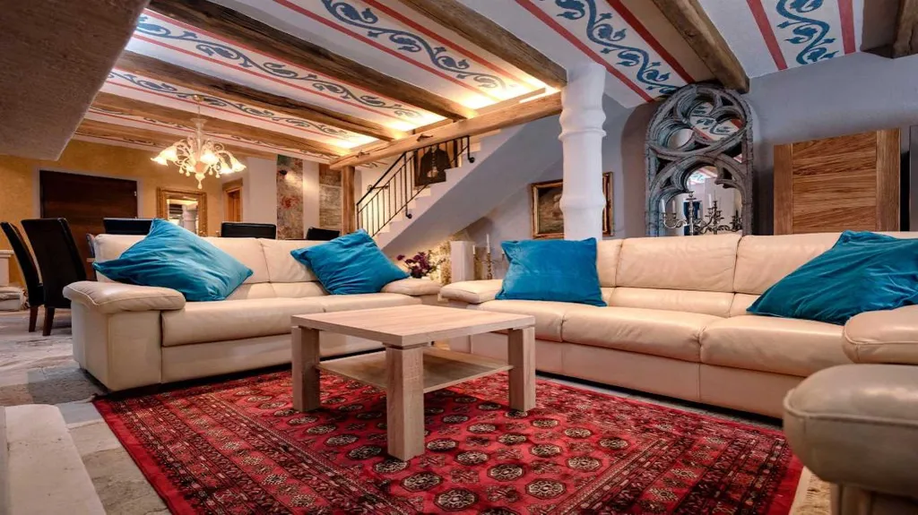 Old Town Hvar 5-Bedroom Villa with Jacuzzi Terrace