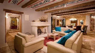 Old Town Hvar 5-Bedroom Villa with Jacuzzi Terrace