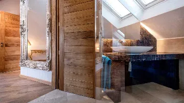 Old Town Hvar 5-Bedroom Villa with Jacuzzi Terrace