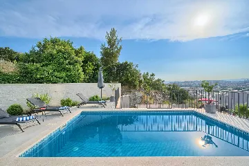 Podstrana Villa with Sea Views, Private Pool & Sauna