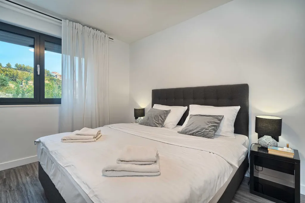 Podstrana Villa with Sea Views, Private Pool & Sauna