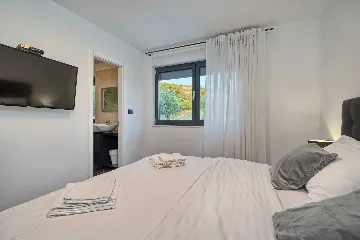 Podstrana Villa with Sea Views, Private Pool & Sauna