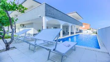 Seget Donji Holiday House with Outdoor Pool for 10