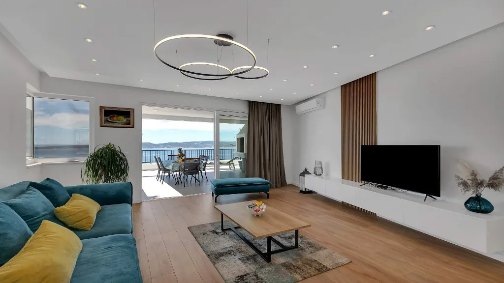 Sea-View Villa in Brela for Up to 6 Guests