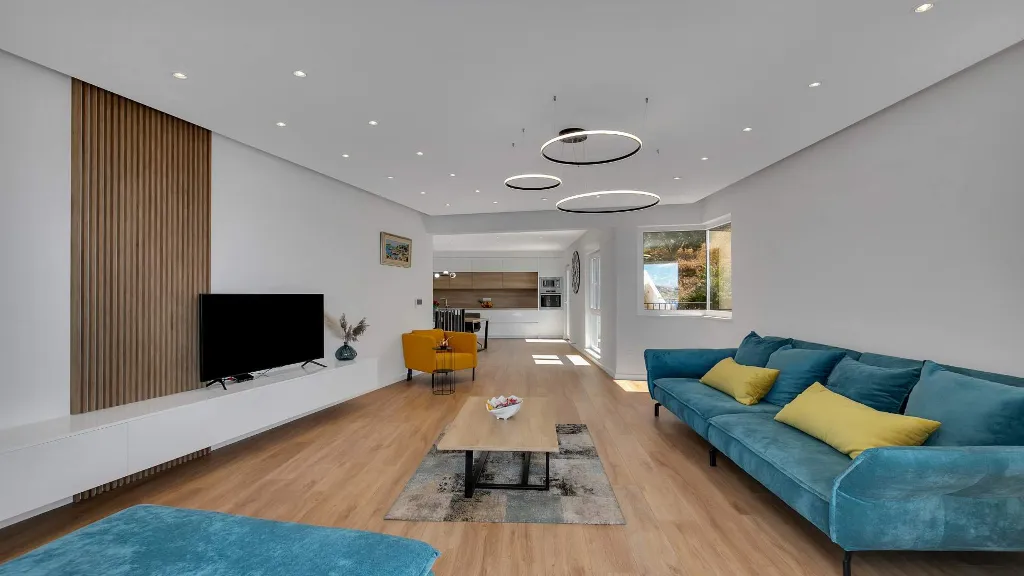 Sea-View Villa in Brela for Up to 6 Guests