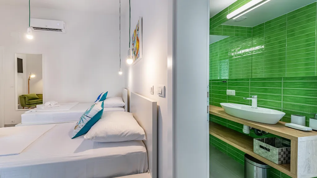 Sutivan Sea-View Villa for Up to 8 Guests
