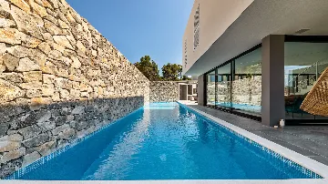 Sutivan Sea-View Villa for Up to 8 Guests