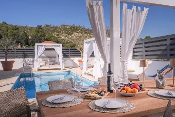 3-Bedroom Villa in Vrbanj for Up to 8 Guests