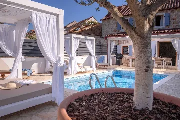 3-Bedroom Villa in Vrbanj for Up to 8 Guests