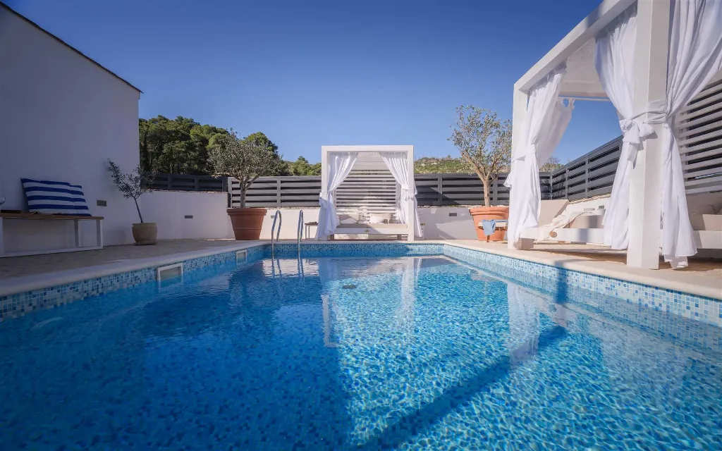 3-Bedroom Villa in Vrbanj for Up to 8 Guests