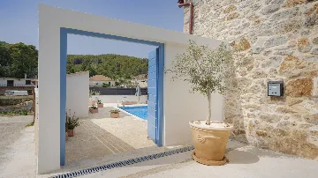 3-Bedroom Villa in Vrbanj for Up to 8 Guests