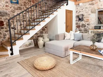 3-Bedroom Villa in Vrbanj for Up to 8 Guests